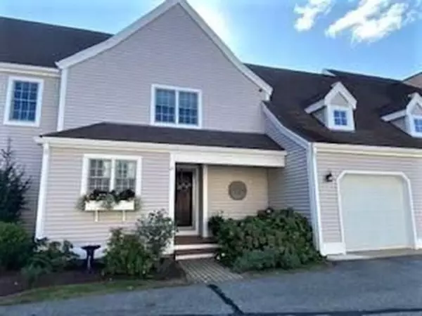 19 Hampton Court, Mashpee, MA 02649