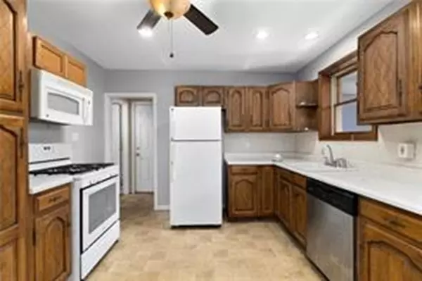 Johnston, RI 02919,14 Harbourd