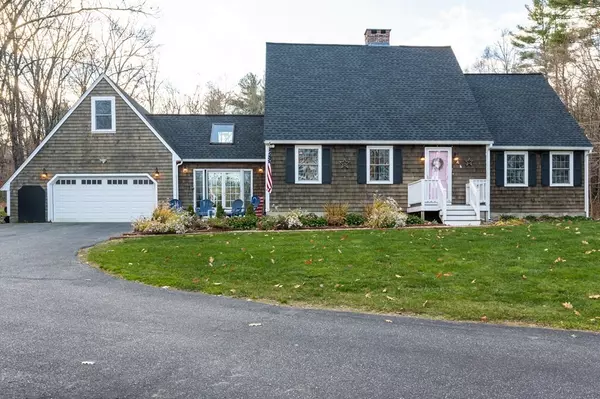 21 1/2 Wheeler Street, Pepperell, MA 01463