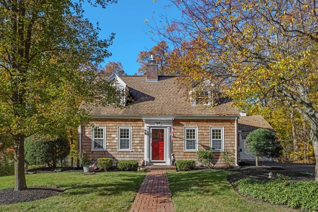 Wakefield, MA 01880,27 Strathmore Road