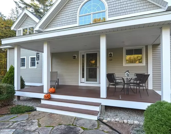 Upton, MA 01568,159 W River St