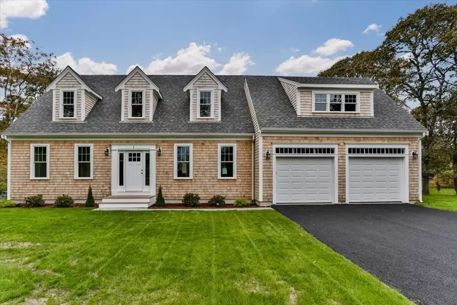 5 Olkland Way, Harwich, MA 02645