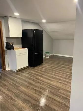 Ayer, MA 01432,48 Washington St