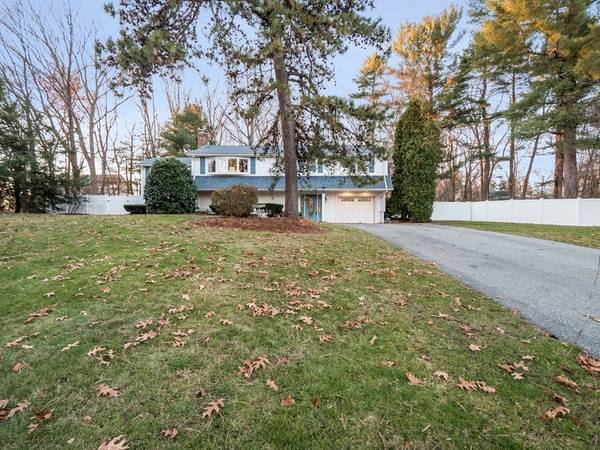 32 Tower Farm Rd, Billerica, MA 01821