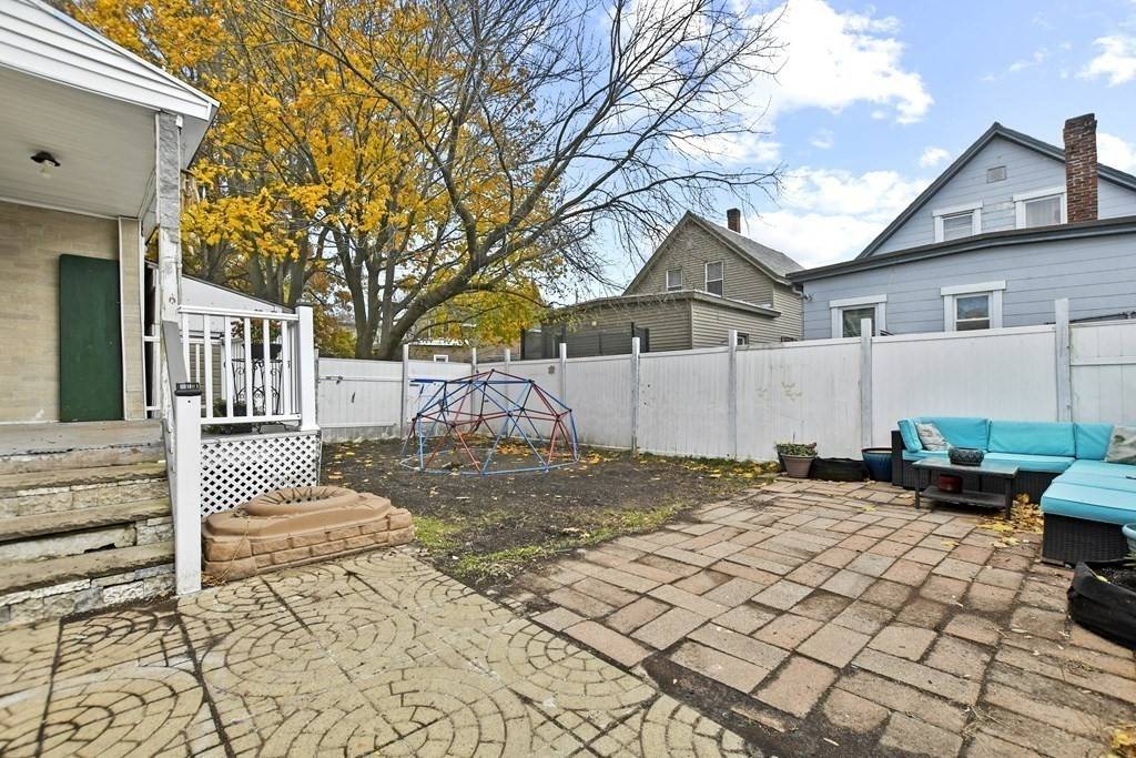 Lowell, MA 01850,38 Elmwood Avenue
