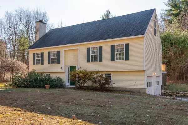 144 South Rd, Pepperell, MA 01463