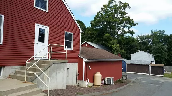 Belchertown, MA 01007,432 State St