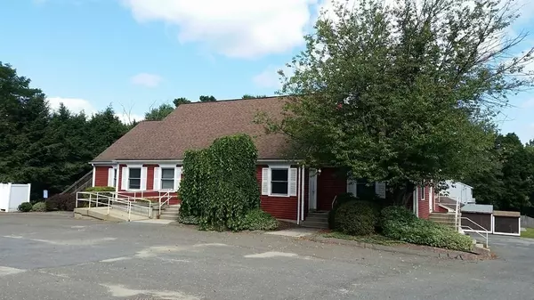 432 State St, Belchertown, MA 01007