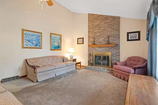 Agawam, MA 01001,15 Joey Dr.