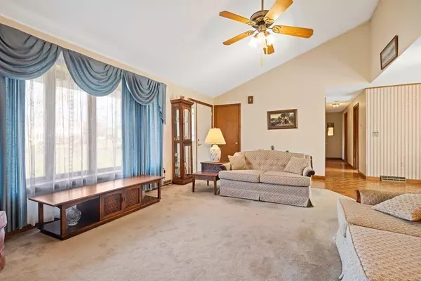 Agawam, MA 01001,15 Joey Dr.