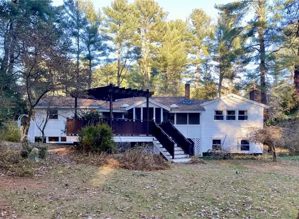 Holliston, MA 01746,478 Prentice