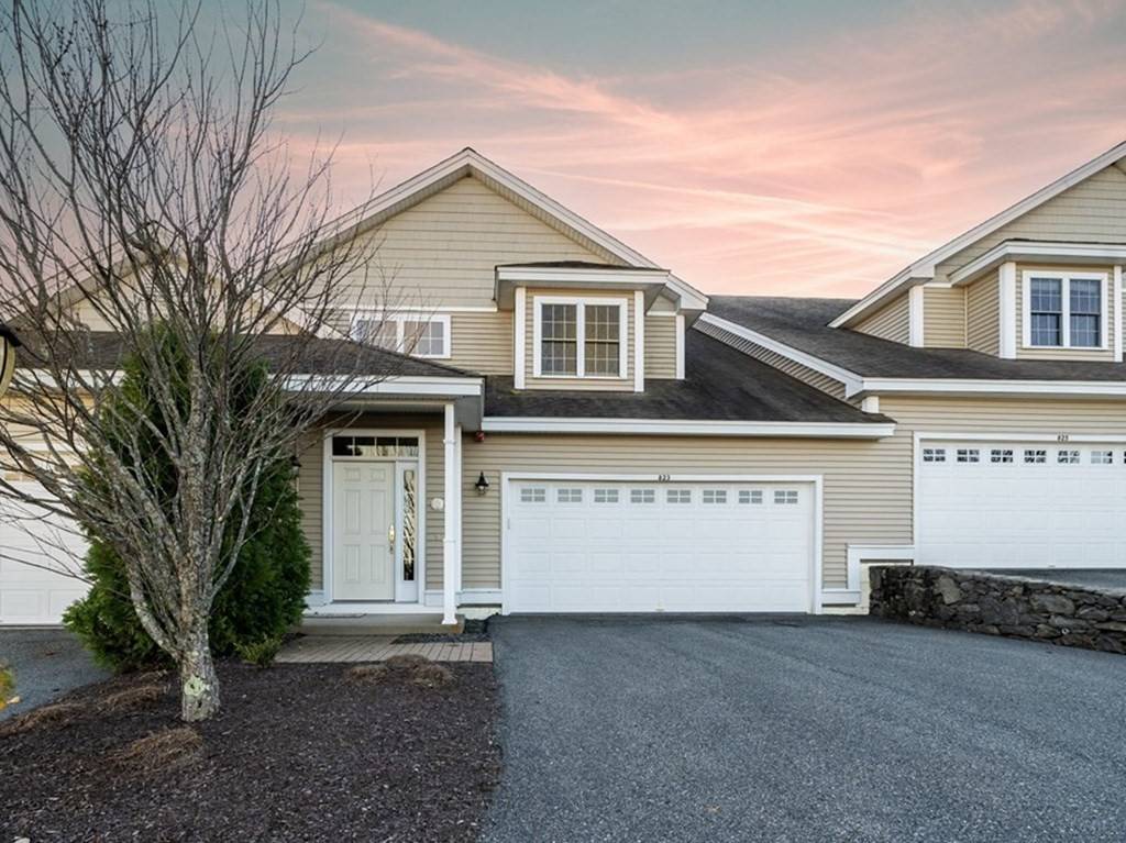 823 Ledgewood Way #823, Clinton, MA 01510