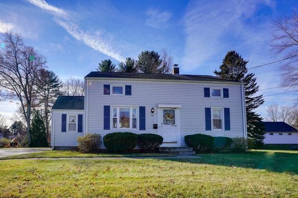 86 Meadow Rd, Northborough, MA 01532