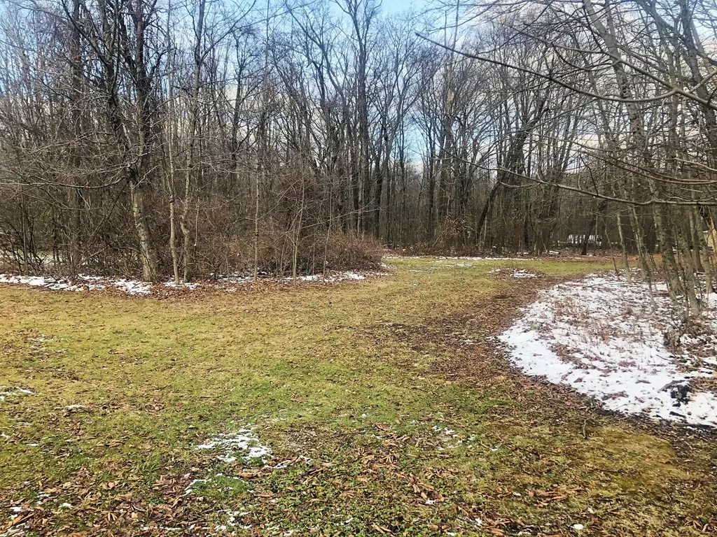 Petersham, MA 01366,30 Spring St