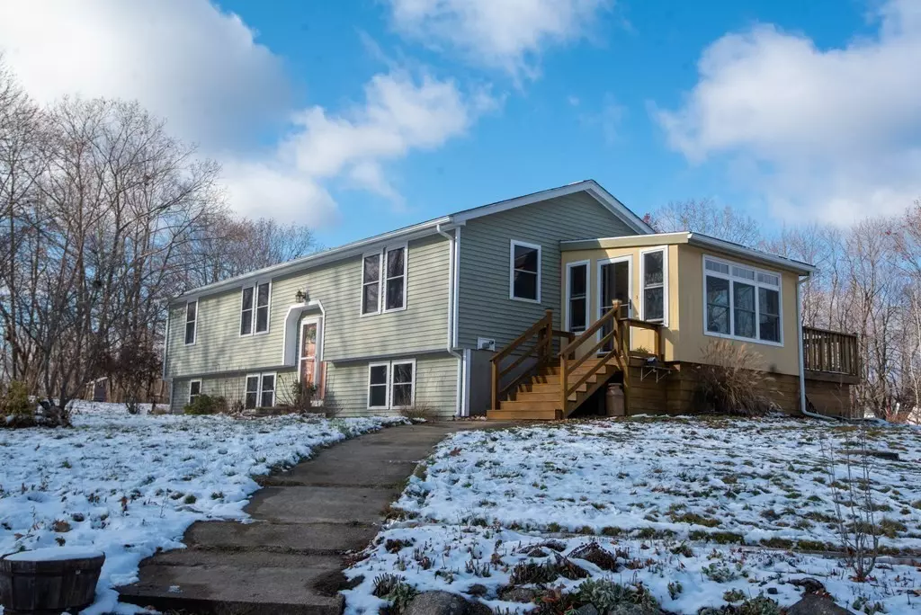 Barre, MA 01005,870 West St
