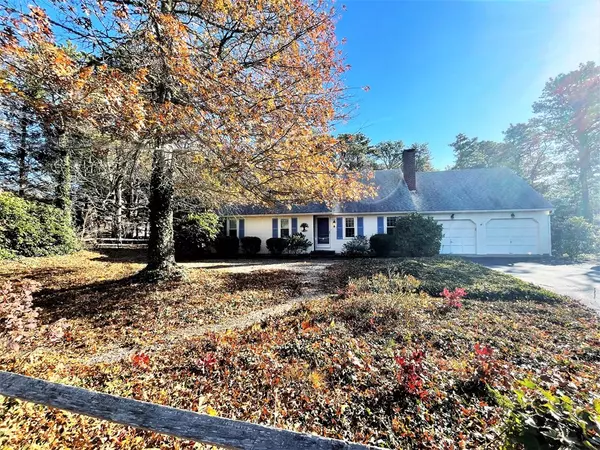 Eastham, MA 02642,9 Winterberry Ln