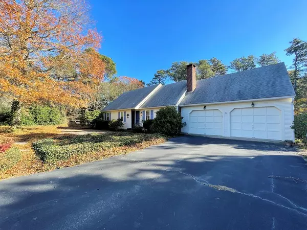 Eastham, MA 02642,9 Winterberry Ln