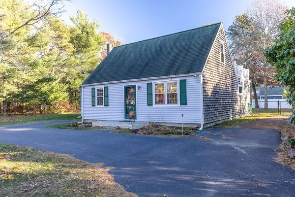 Falmouth, MA 02536,25 Flossmore Road