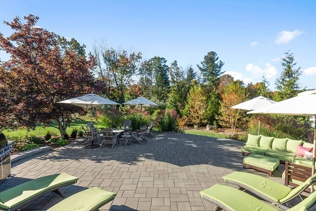Littleton, MA 01460,1 Chestnut Ln
