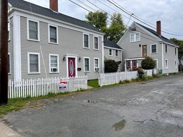 46 Friend St, Amesbury, MA 01913