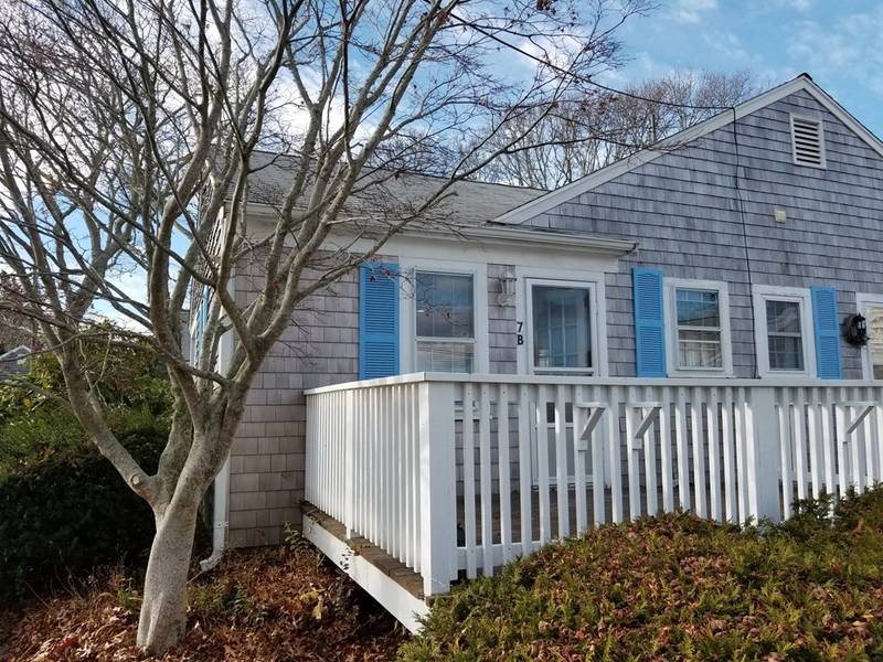 230 Gosnold Street #7B, Barnstable, MA 02601