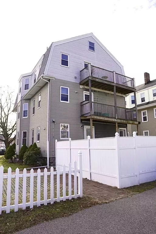 Belmont, MA 02478,204-206 Waverley St #2