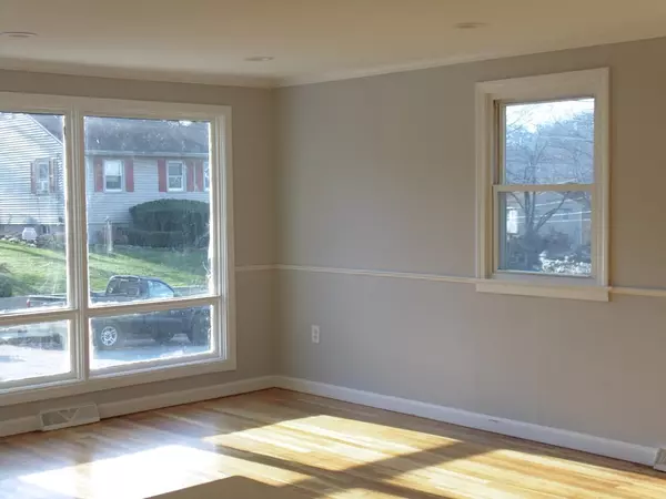 Clinton, MA 01510,5 Oak Hill Ave