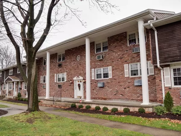 Agawam, MA 01001,418 Meadow St #C8