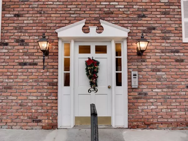 Agawam, MA 01001,418 Meadow St #C8