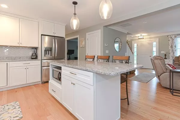 Swansea, MA 02777,185 Windward Way