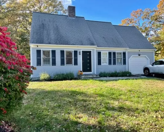 97 Braley Jenkins Rd, Barnstable, MA 02632