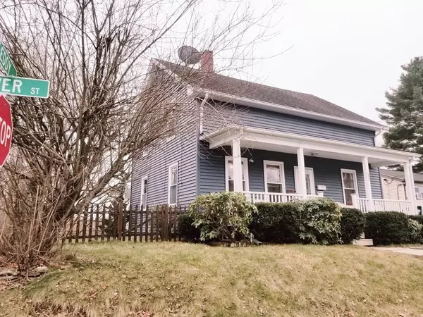 12 Tower St, Webster, MA 01570