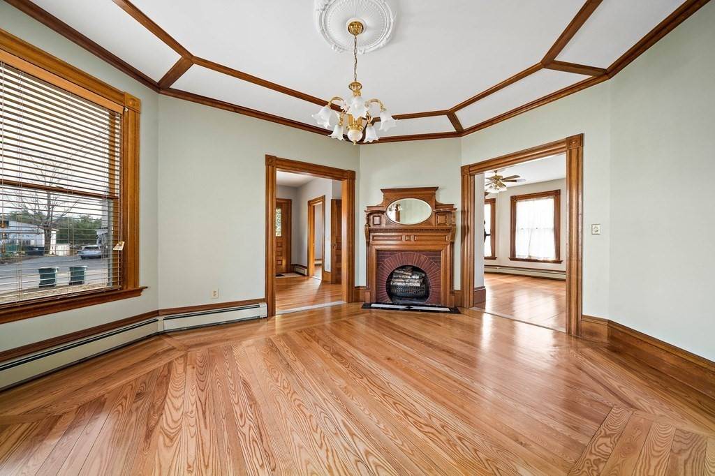 Abington, MA 02351,208 Centre Ave
