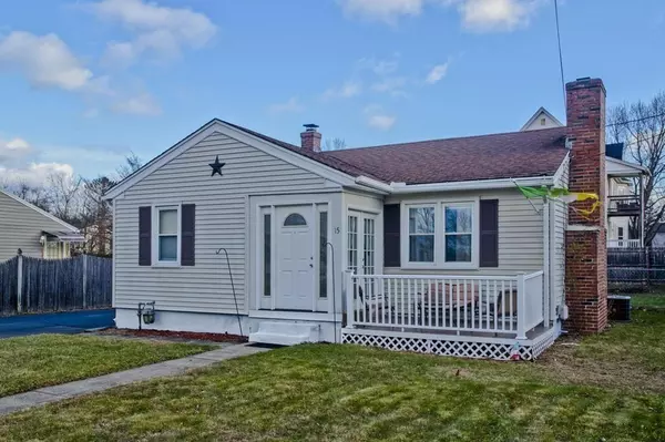 15 Stratfield Ave, Westfield, MA 01085