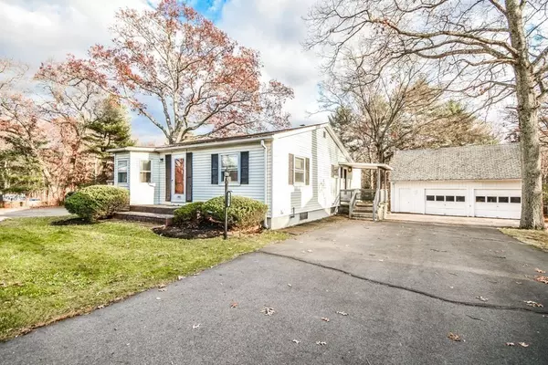 155 Dunbar St, Taunton, MA 02780