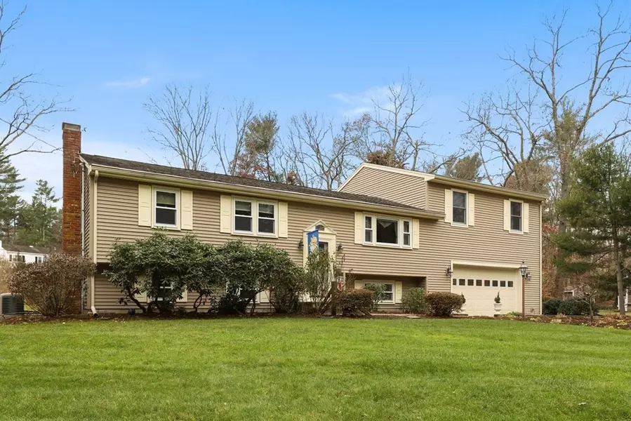 180 Beechwood Rd, Hanson, MA 02341