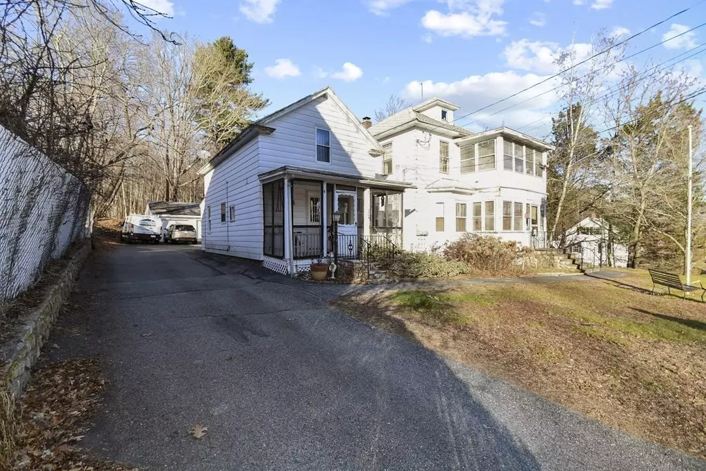 Douglas, MA 01516,24 Gilboa Street