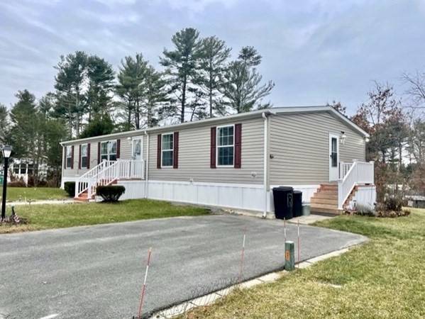 19 Presidents Way, Carver, MA 02330