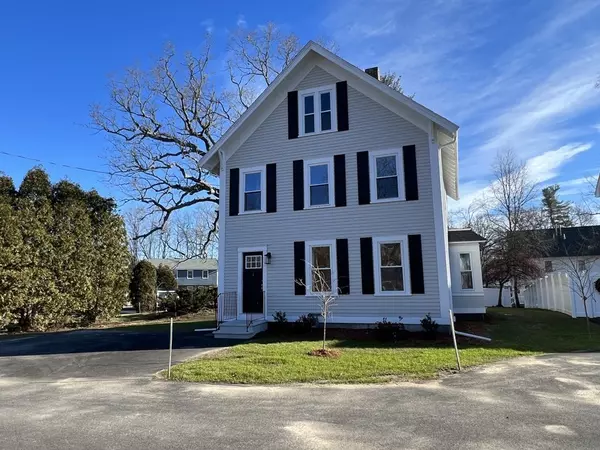 35 Hollis St #1, Pepperell, MA 01463