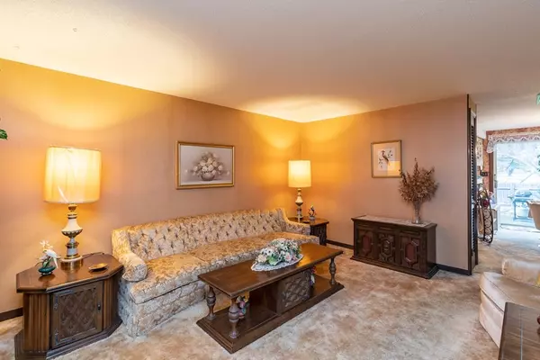 Agawam, MA 01001,155 Corey Colonial #155