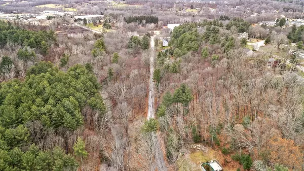 Sutton, MA 01590,46 Buttonwood Avenue