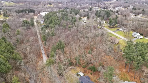 Sutton, MA 01590,48 Buttonwood Ave