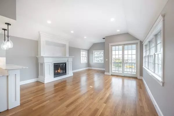 Newburyport, MA 01950,159 Water St