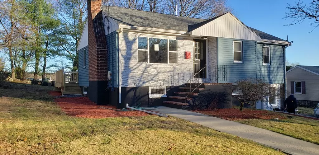 323 Green St, Stoneham, MA 02180