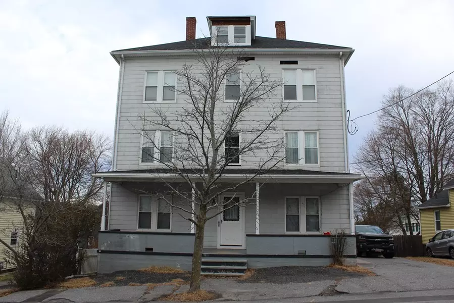 22 Beacon Street, Clinton, MA 01510