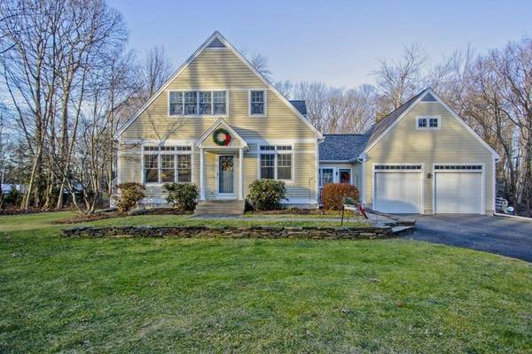 30 Azalea Way, Belchertown, MA 01007