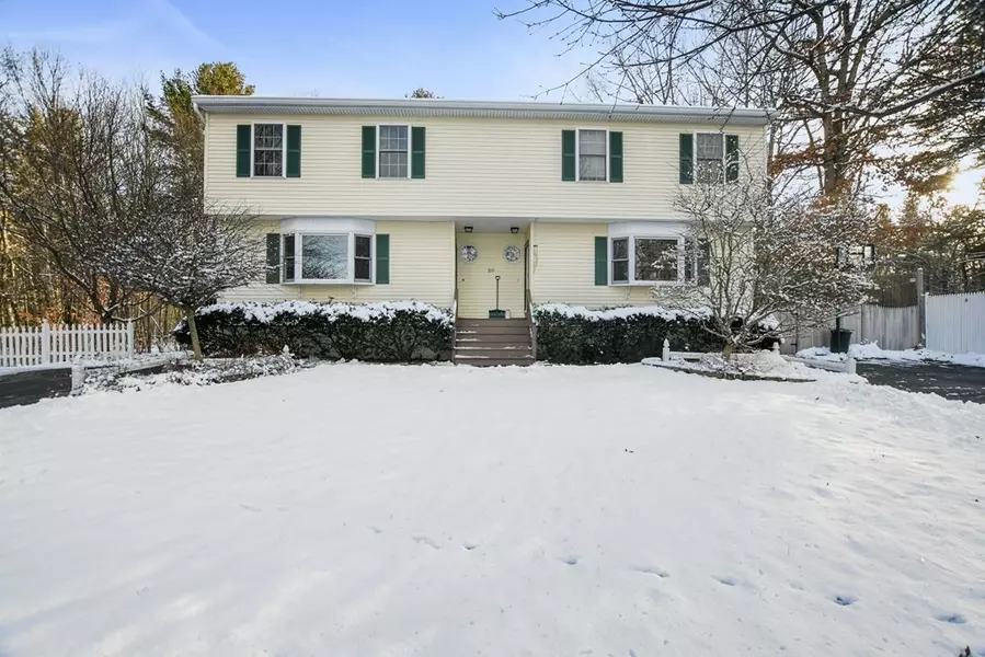 20 Pelican Circle #L, Derry, NH 03038