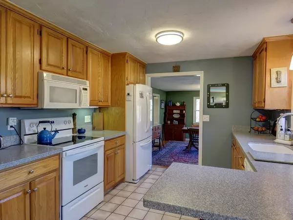 Abington, MA 02351,51 Myers Ave