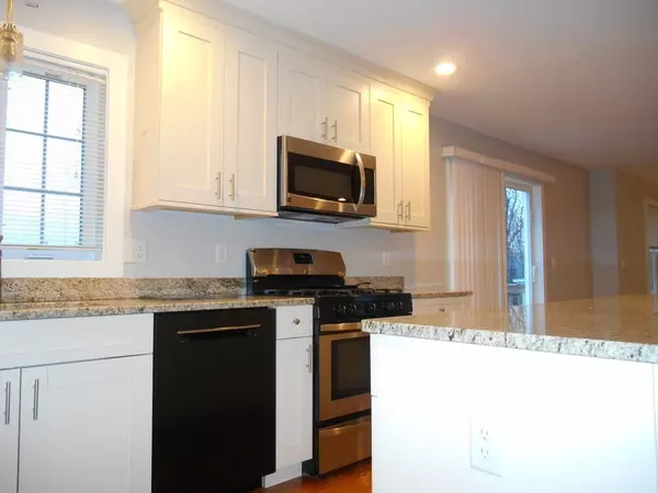 Worcester, MA 01602,21 Colonial Road