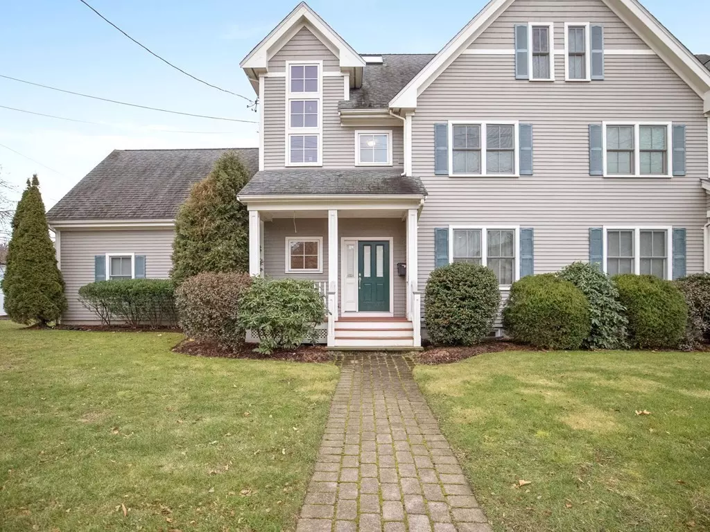 Newton, MA 02465,164 Webster St #164